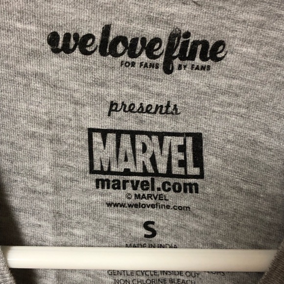 ⭐️Five $5 items for $15⭐️ Mens Marvel T-shirt - Picture 2 of 4